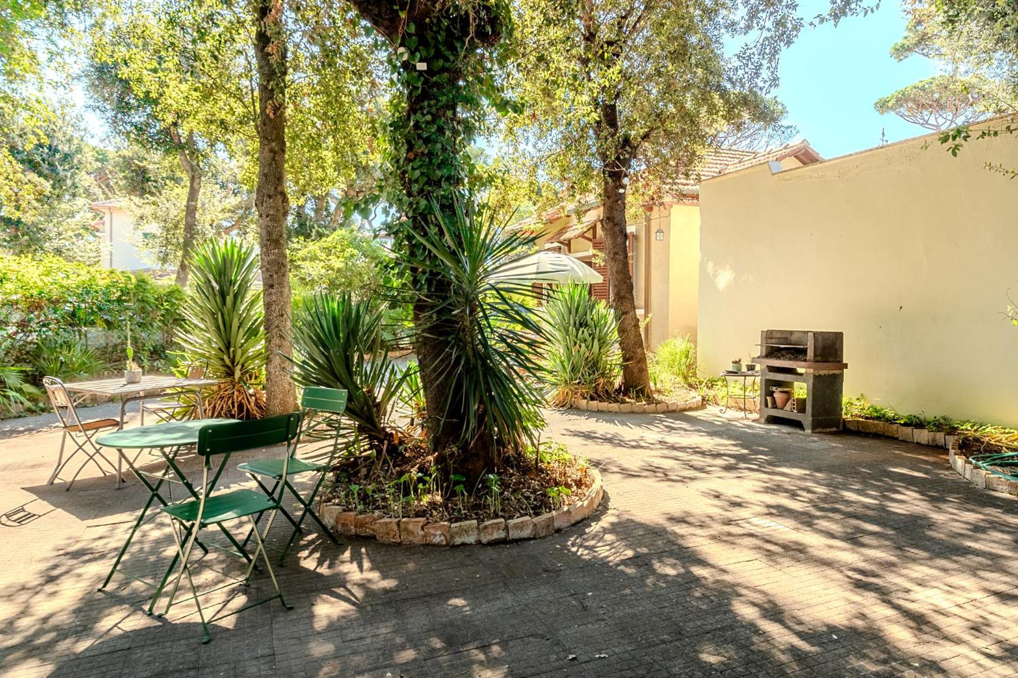 Exclusive Charming Villa - Free Parking 400 Mq Garden - Rome Airport - Roseto Villa Dream Fregenae Exteriör bild